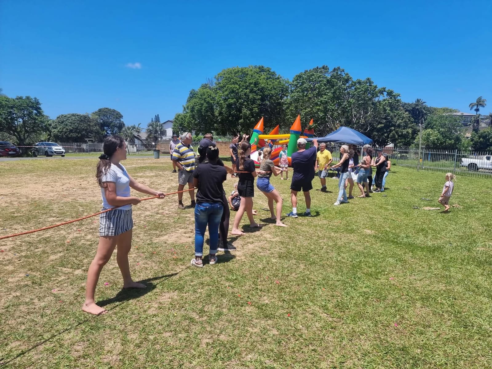 Tug of War / Tou Trek